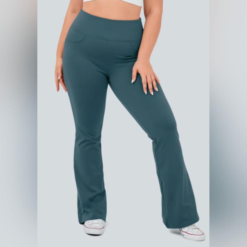 NWT Halara High Waisted Flare Yoga Leggings 2X Misty Cyan Blue Stretch Plus Size
